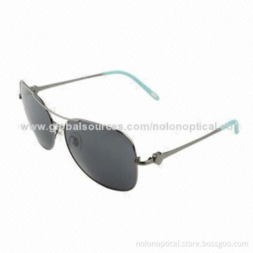 Metal Polaroid sunglasses in gun